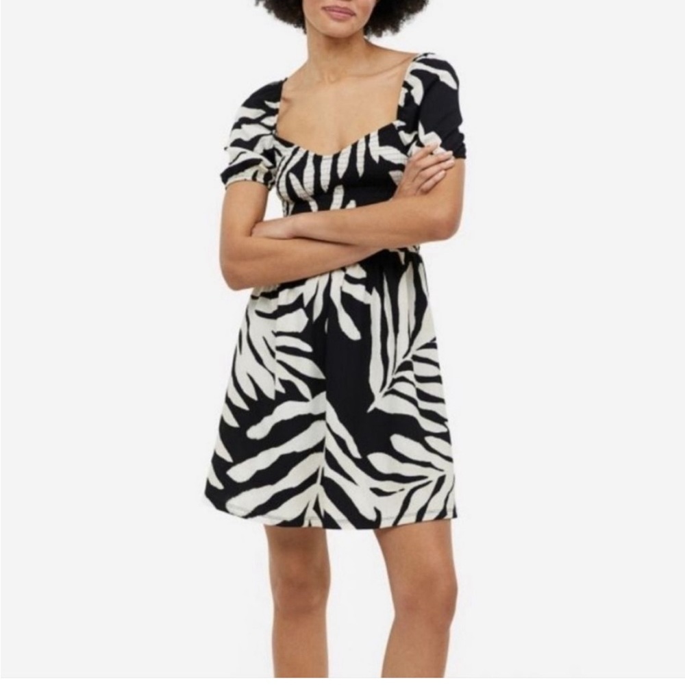 H&M Black Tropical Palm Print Puff Sleeve Dress Size Large